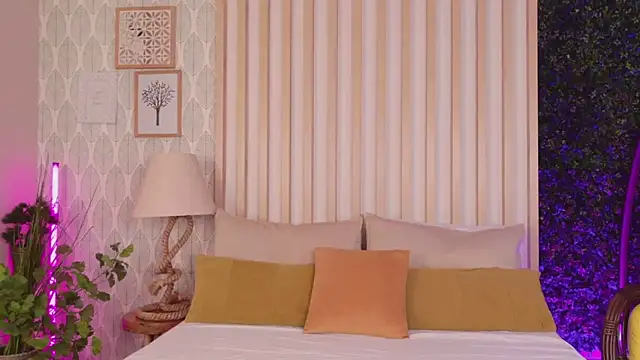 LunaWills  online show from 11/09/25, 06:01