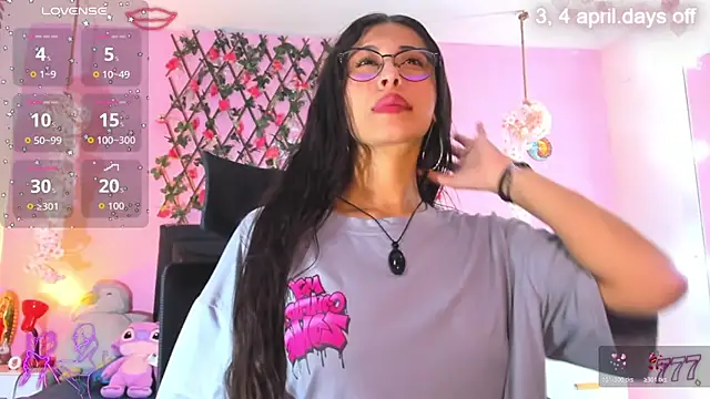 SamaraCortez online show from 04/01/26, 07:22