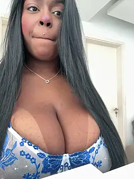 latinababyy online show from 12/21/25, 06:04