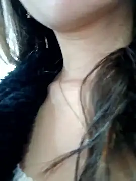 Snapshot of Violeta_12- chatting on 12/04/25, 03:54 Violeta 12- online show from 12/04/25, 03:54