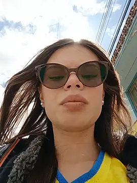 Snapshot of Violeta_12- chatting on 06/27/26, 05:51 Violeta 12- online show from 06/27/26, 05:51