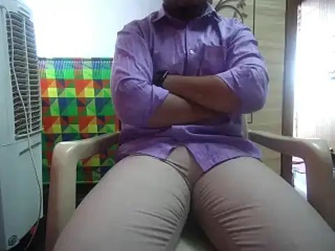 naughtymike0007 online show from 09/18/25, 03:30