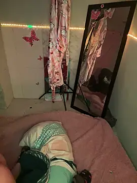 Snapshot of CieloTaylor chatting on 02/16/25, 03:58 CieloTaylor online show from 02/16/25, 03:58