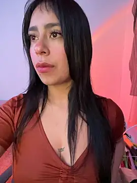 Snapshot of CieloTaylor chatting on 09/28/25, 01:22 CieloTaylor online show from 09/28/25, 01:22