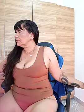 Deiisy Queen online show from 10/30/25, 01:12