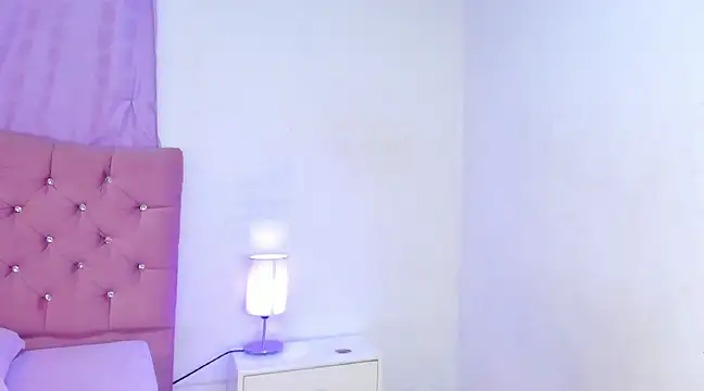 Latinabombsheell online show from 01/20/25, 05:37