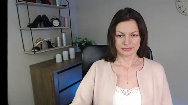 VivianWILD online show from 02/17/25, 10:29