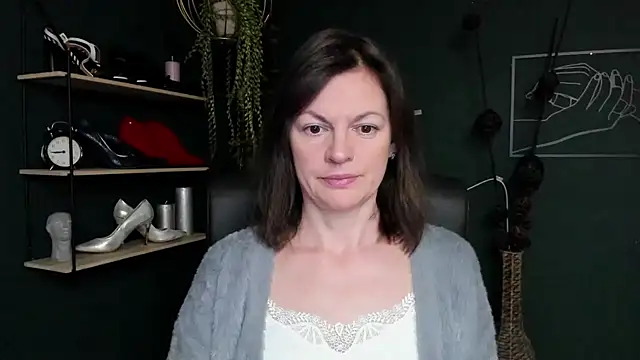 VivianWILD online show from 03/15/25, 06:36