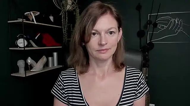 VivianWILD online show from 09/09/25, 08:14