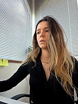 lucie mehott online show from 02/24/26, 10:46