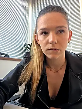 lucie mehott online show from 03/19/26, 10:52