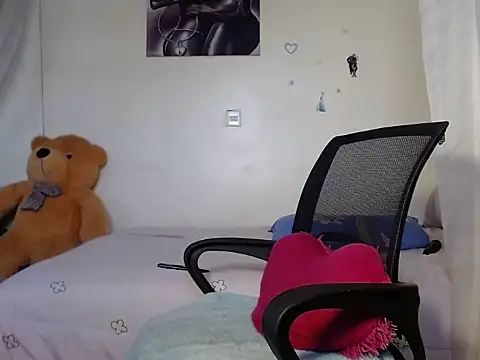 TeenieReeny online show from 03/16/25, 08:54