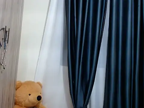 TeenieReeny online show from 10/05/25, 04:38