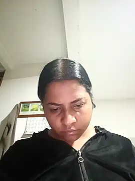 Giselabrunette25 online show from 02/19/26, 08:21