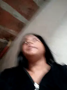 Giselabrunette25 online show from 04/08/26, 08:20