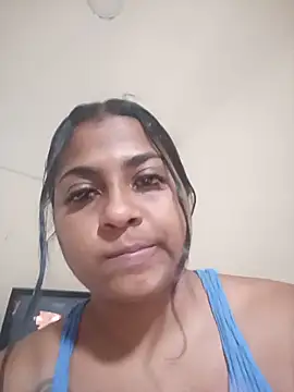 Snapshot of Giselabrunette25 chatting on 06/02/26, 08:22 Giselabrunette25 online show from 06/02/26, 08:22