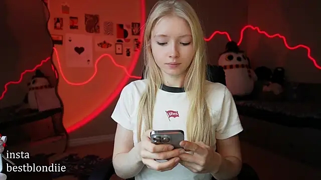 bestblonde online show from 01/17/25, 05:19