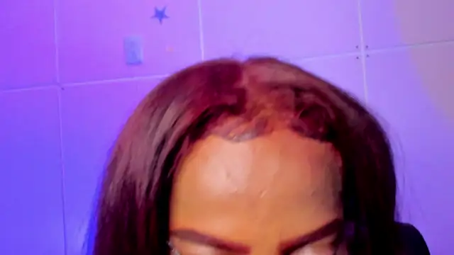 Snapshot of Hilary-banks chatting on 12/07/24, 08:11 Hilary-banks online show from 12/07/24, 08:11