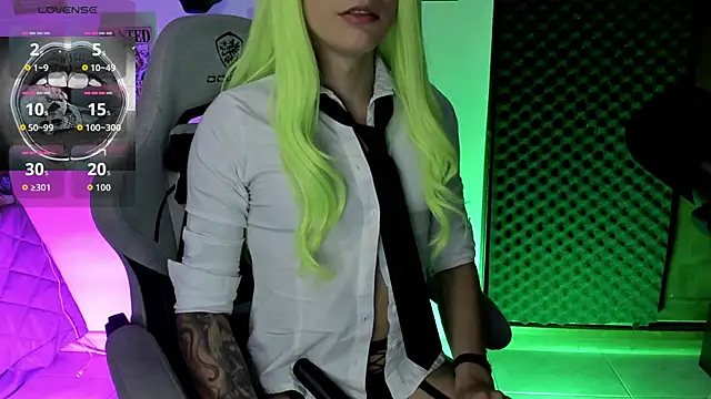 sofi pretty uwu- online show from 11/02/25, 09:22