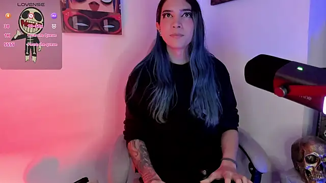 sofi pretty uwu- online show from 04/27/26, 04:38