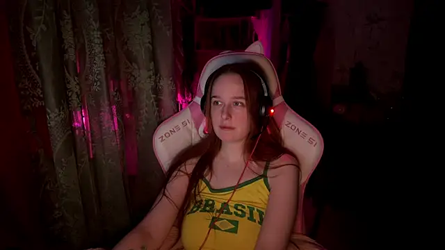 Snapshot of pearl_princess_ chatting on 04/29/26, 03:21 pearl princess online show from 04/29/26, 03:21
