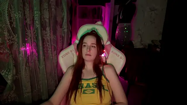 Snapshot of pearl_princess_ chatting on 06/07/26, 05:16 pearl princess online show from 06/07/26, 05:16
