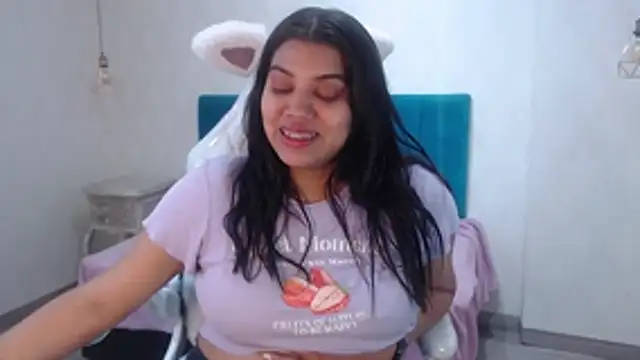 LindaBreeS online show from 11/29/25, 10:07