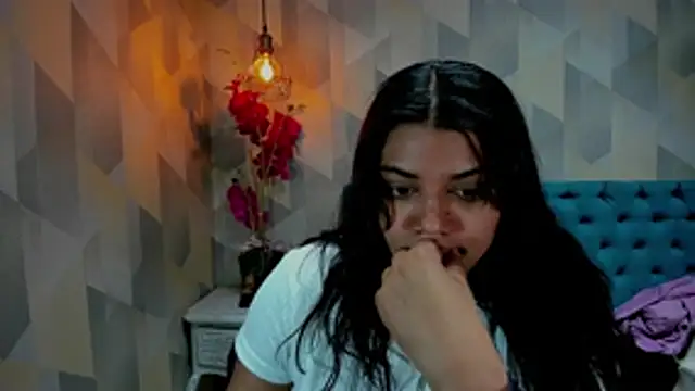 LindaBreeS online show from 03/07/26, 04:59