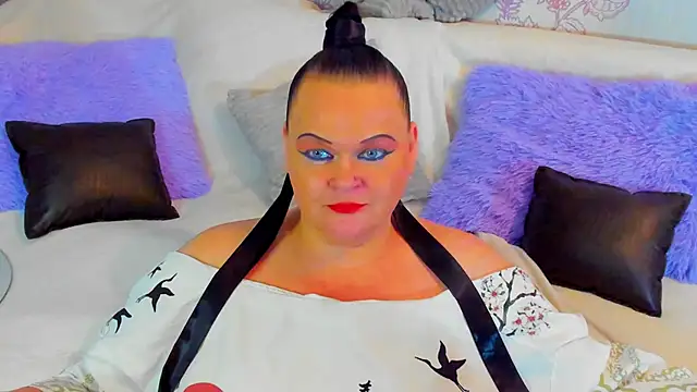 Snapshot of MilanaBiegert chatting on 02/13/25, 08:34 MilanaBiegert online show from 02/13/25, 08:34