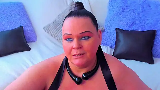 Snapshot of MilanaBiegert chatting on 03/02/25, 12:01 MilanaBiegert online show from 03/02/25, 12:01