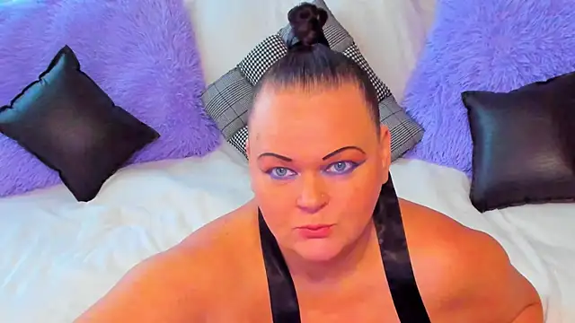 Snapshot of MilanaBiegert chatting on 10/04/25, 08:56 MilanaBiegert online show from 10/04/25, 08:56