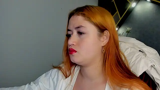 almma shy online show from 02/06/25, 01:43