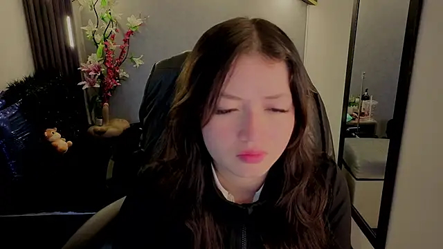 almma shy online show from 10/02/25, 01:29