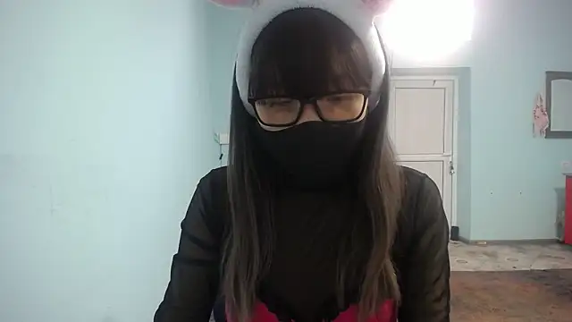 elllaaxx online show from 10/18/25, 04:37