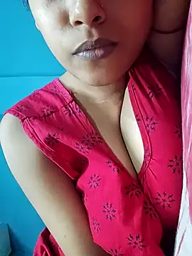 sexyindi couple online show from 05/26/26, 07:48