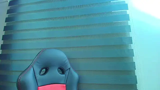 Naughty Kittenm online show from 02/18/26, 10:33