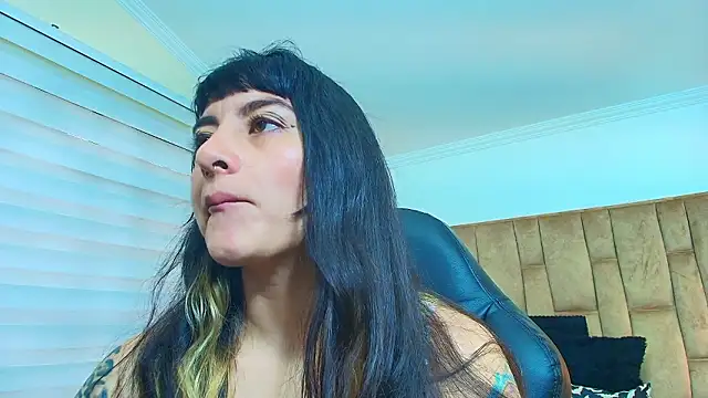 Naughty Kittenm online show from 03/03/26, 11:27