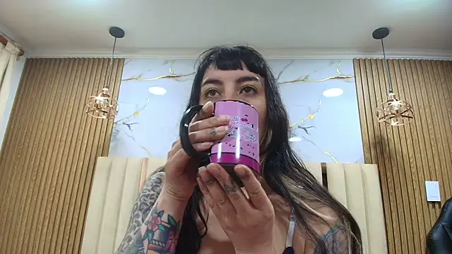 Snapshot of Naughty_Kittenm chatting on 07/03/26, 10:43 Naughty Kittenm online show from 07/03/26, 10:43