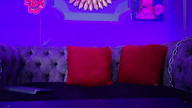 Julieta Russell online show from 03/10/25, 03:41