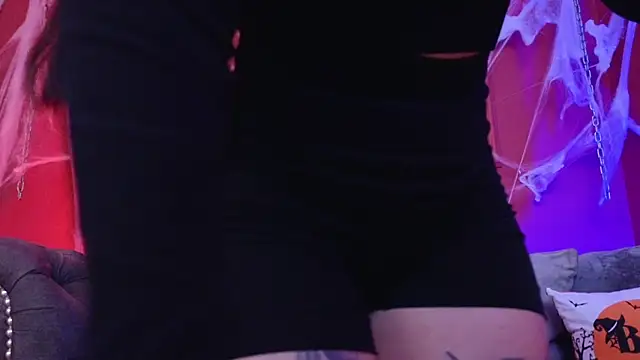 Julieta Russell online show from 10/29/25, 11:45