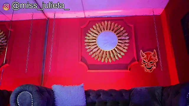 Julieta Russell online show from 07/14/26, 01:06