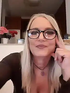 kikkastar online show from 12/03/24, 07:44