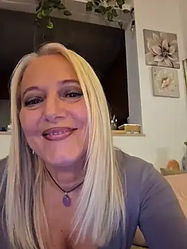 kikkastar online show from 02/12/25, 08:18