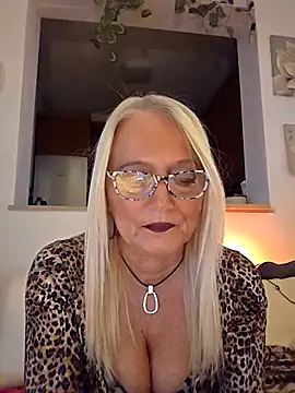 kikkastar online show from 10/05/25, 08:07