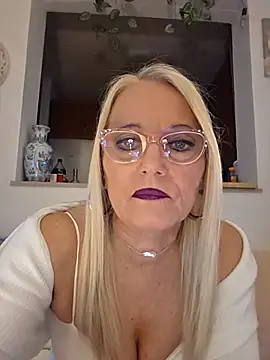 kikkastar online show from 02/06/26, 08:56