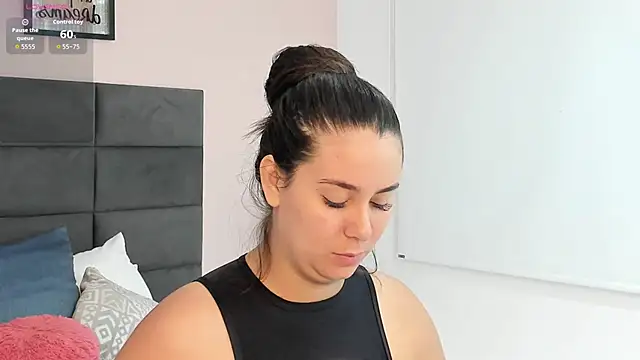 MadisonJenner online show from 02/07/26, 11:58