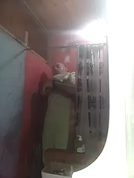 Snapshot of Pela1984 chatting on 10/29/25, 03:09 Pela1984 online show from 10/29/25, 03:09