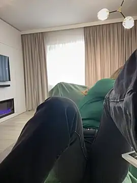 HotXMom online show from 02/27/25, 10:37