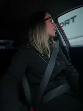 HotXMom online show from 03/12/25, 04:30