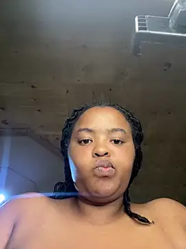 Linahlove online show from 02/18/25, 06:58